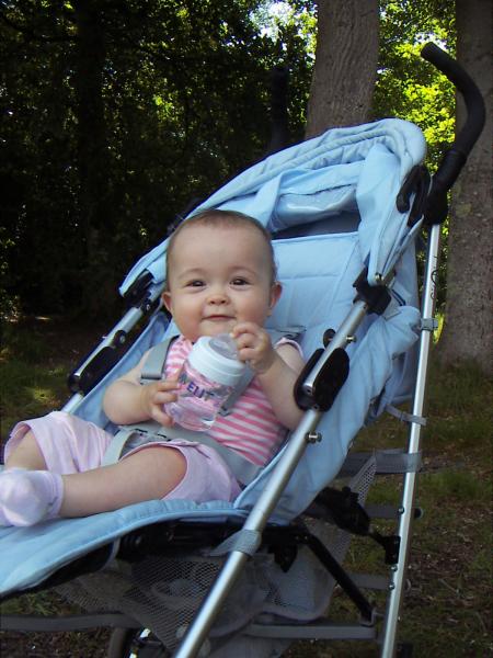 Je t�touille mon biberon � l'ombre d'un ch�ne